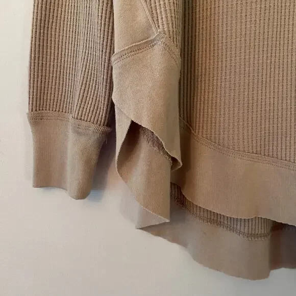 We The Free Pink V-neck Thermal Henley Top Oversized Lounge Women's size Small - Picture 4 of 8